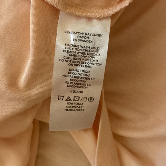NWOT LOFT Pale Pink Long Sleeve Top - Picture 7 of 7